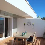 شقة Cortijo Del Mar إِستيبونا