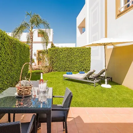 Cortijo Del Mar *