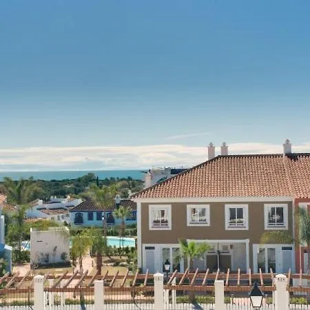 Cortijo Del Mar エステポナ
