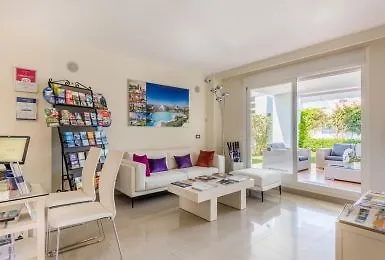 Апартаменты Cortijo Del Mar *