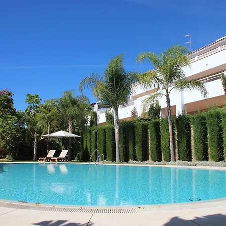 Cortijo Del Mar エステポナ