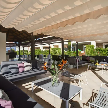 Cortijo Del Mar * エステポナ